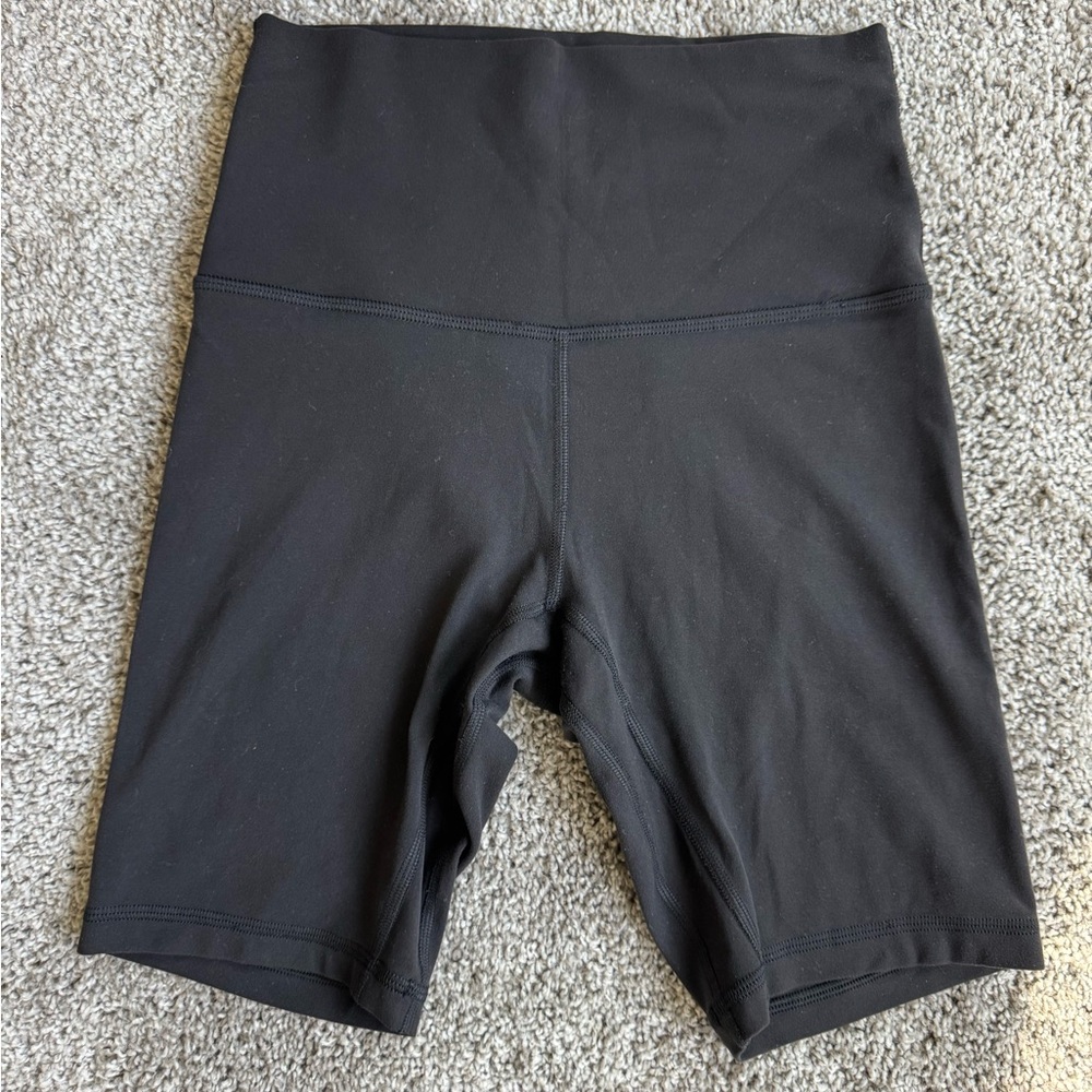 LULULEMON align shorts 8”